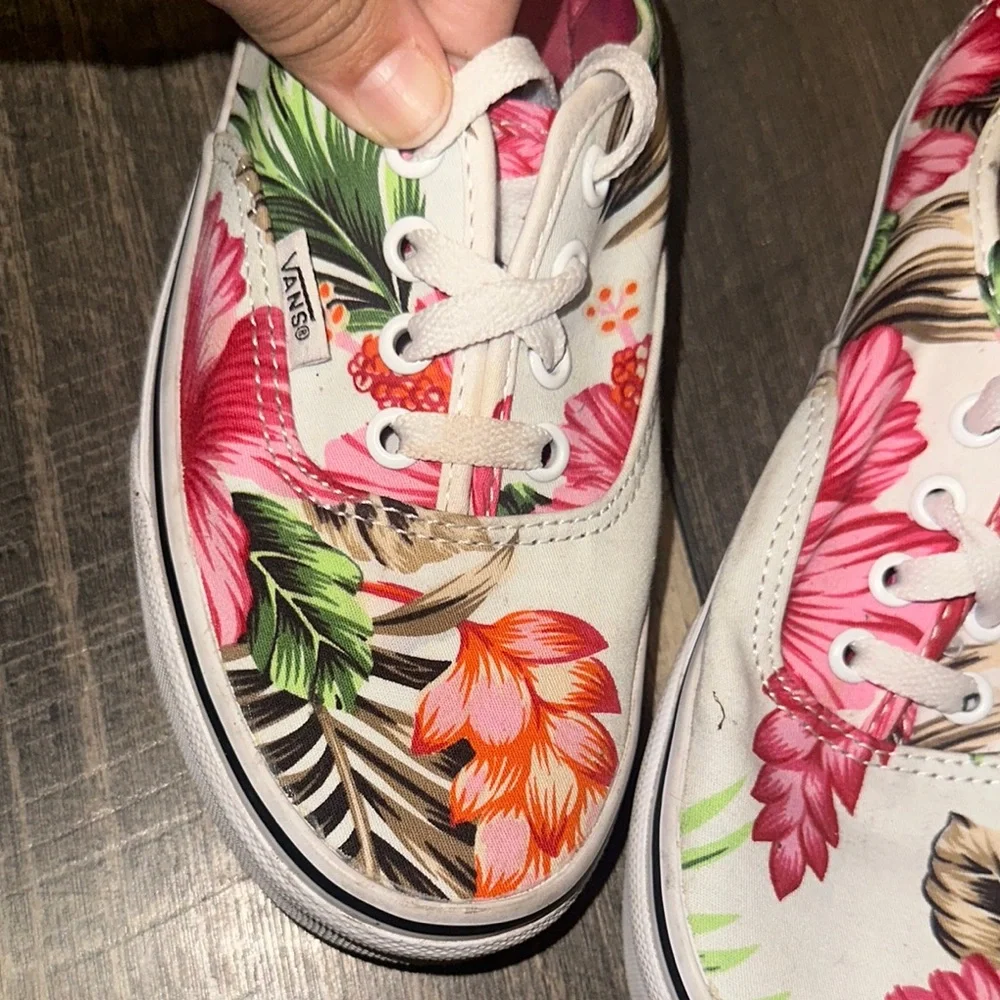 Vans Women's Floral Canvas Sneakers - White and Pink - Picture 4 of 6